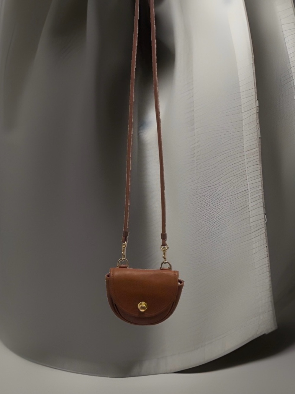 Vintage Coach Brown British Tan Leather Mini Belt Bag Crossbody with spring Lock - Picture 10 of 12